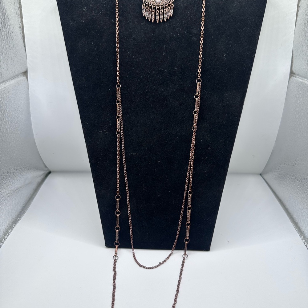 Paparazzi Gold Layered Necklace with Tassel Pendant